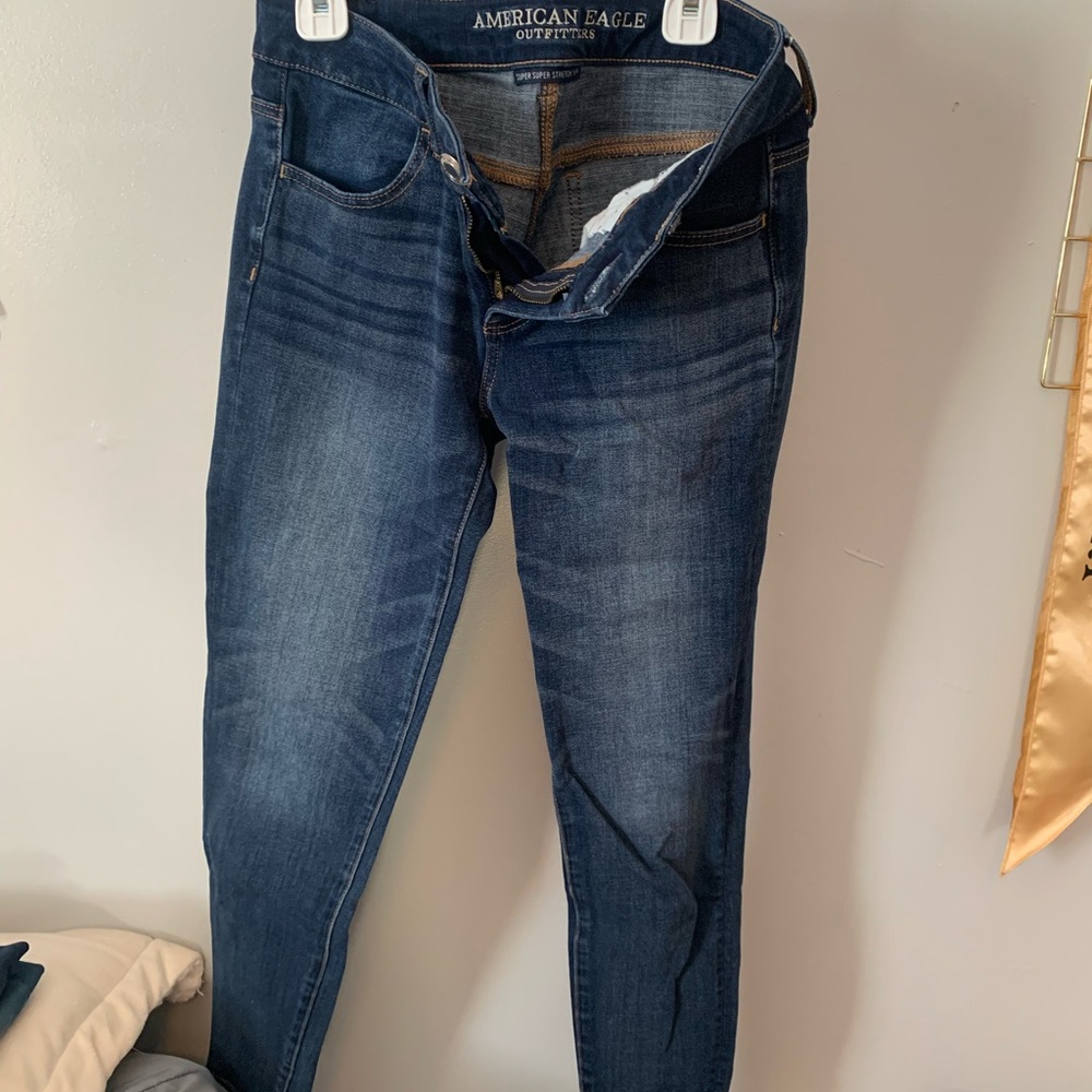 American eagle jeans with no damage for $10 size 4